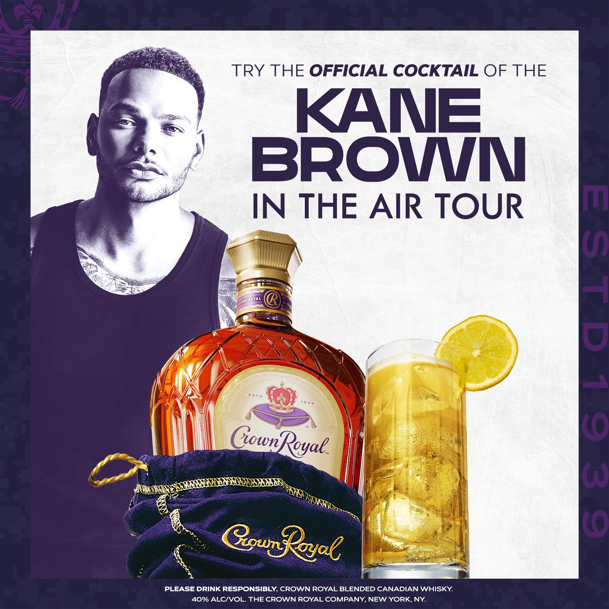 CROWN ROYAL FINE DE LUXE BLENDED CANADIAN WHISKY WITH TWO SIGNATURE ROCKS GLASSES