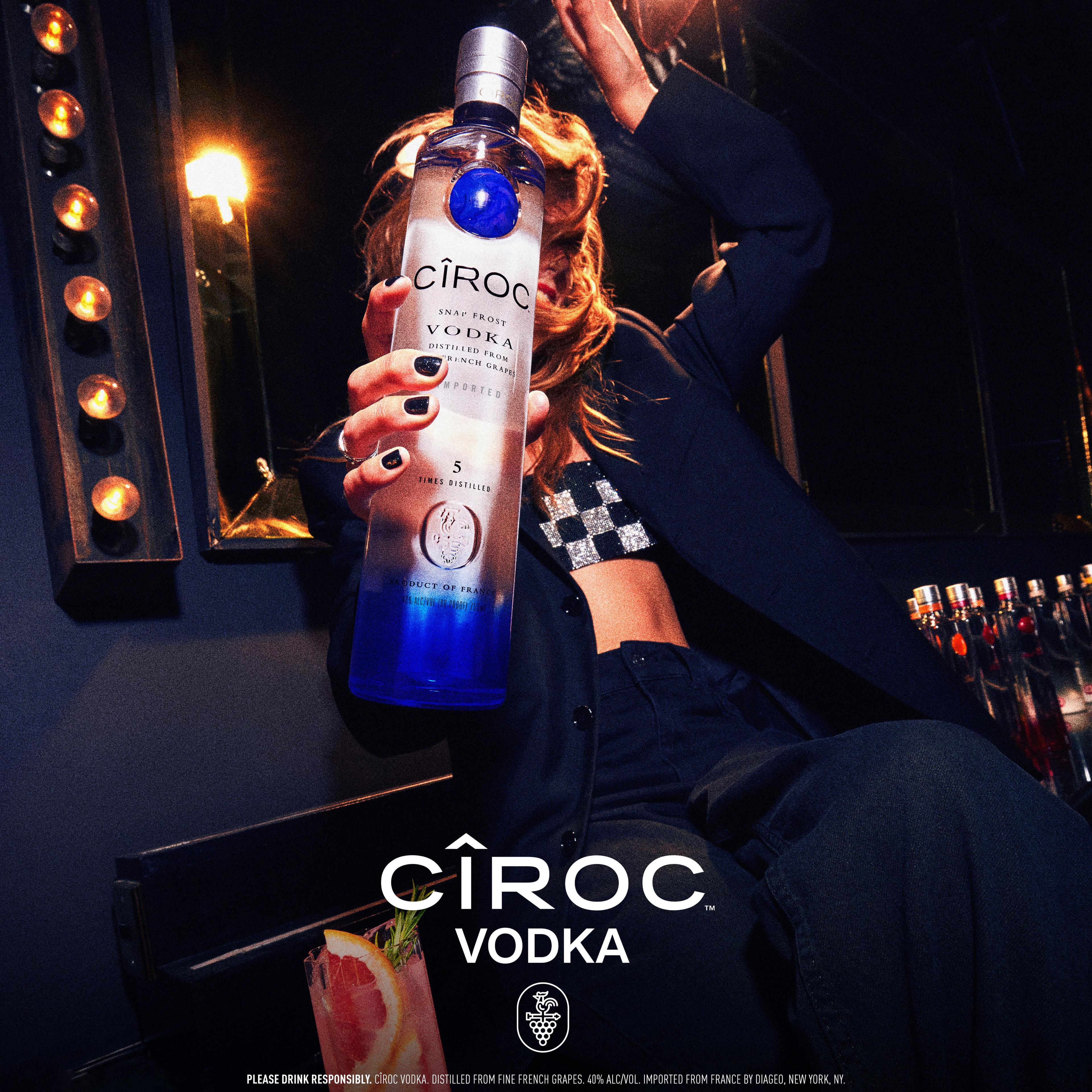 CÎROC ULTRA-PREMIUM VODKA WITH TWO CÎROC GLASSES